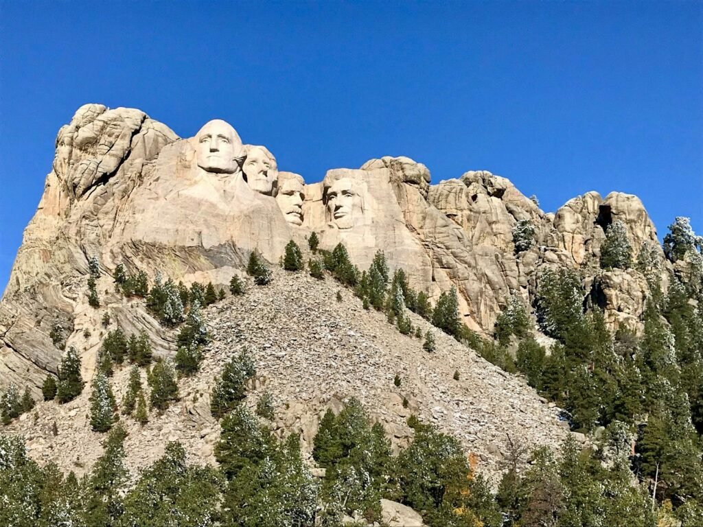 A clear view of Mount Rushmore National Memorial in Keystone, SD capturing four US presidents.