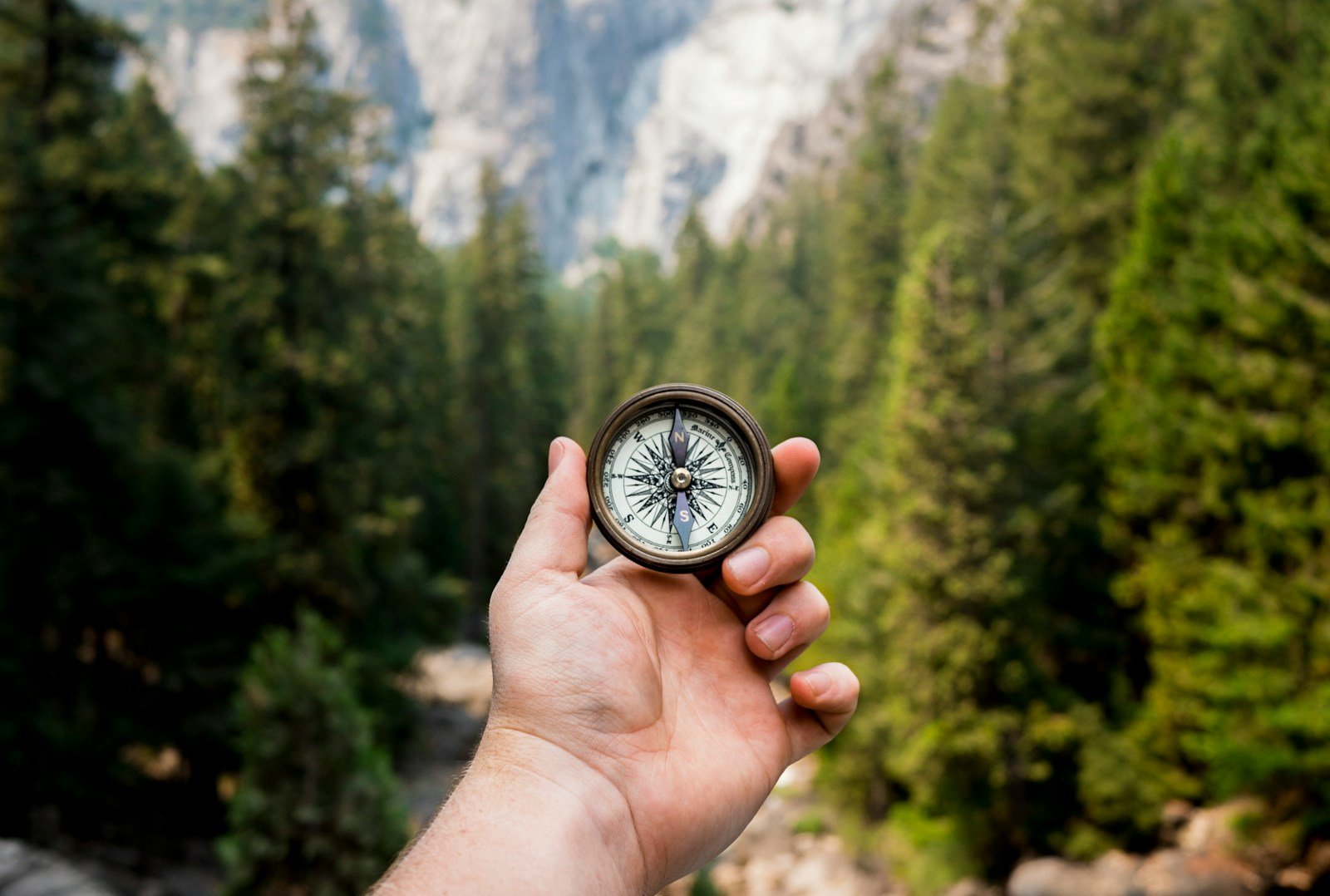 [The Mountain Where Compasses Stop Working – And Why]