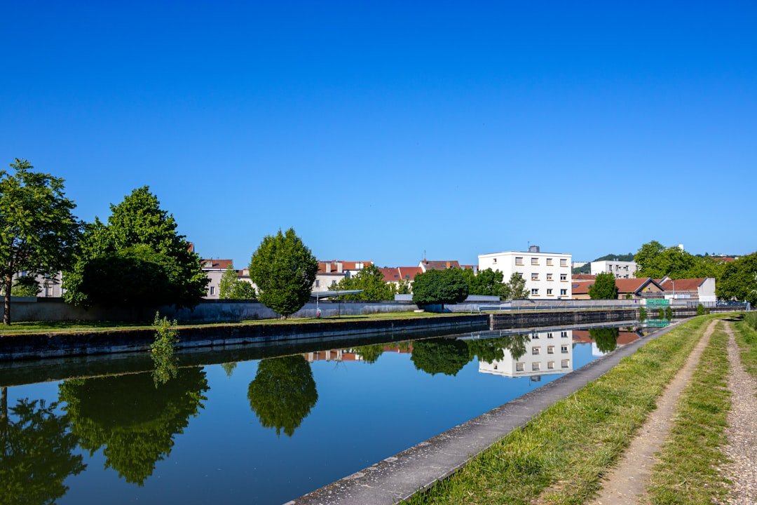 12 U.S. Springs So Clear You Can See the Aquifer at Work