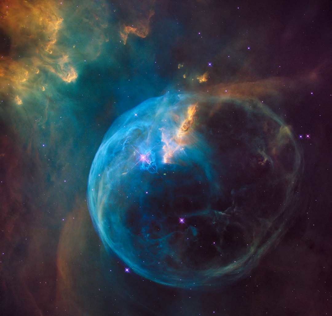 10 Mind-Bending Physics Facts That Explain How Our Universe Truly Works
