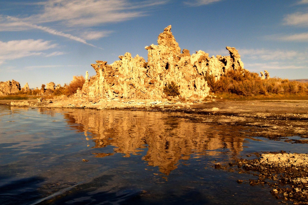 15 Mysterious Landscapes That Look Completely Alien – But Are Right Here on Earth