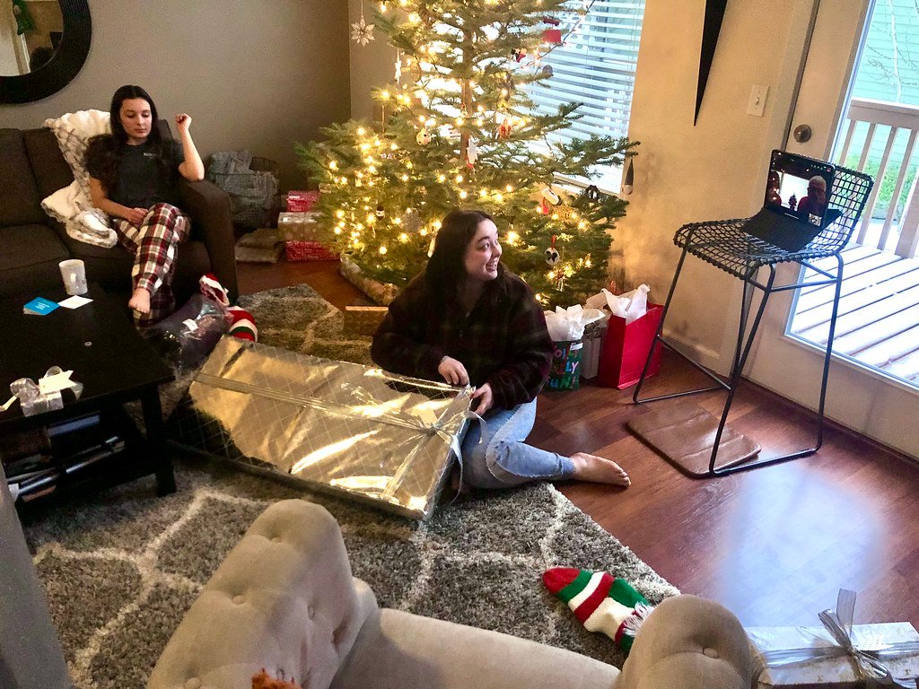 10 Christmas Traditions and Their Origins