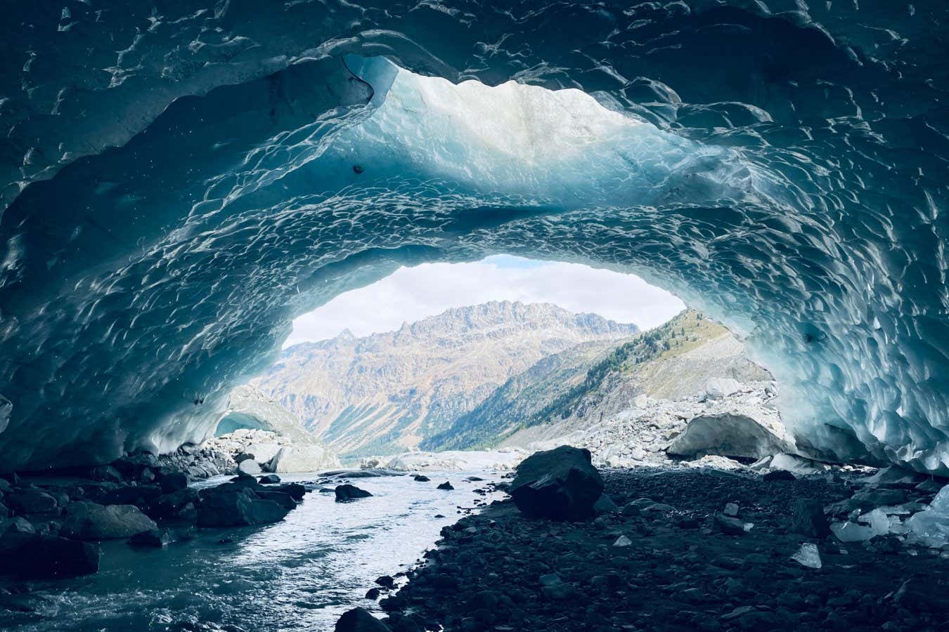 Glaciers Facing Rapid Extinction: 3,000 Could Vanish Annually by 2040