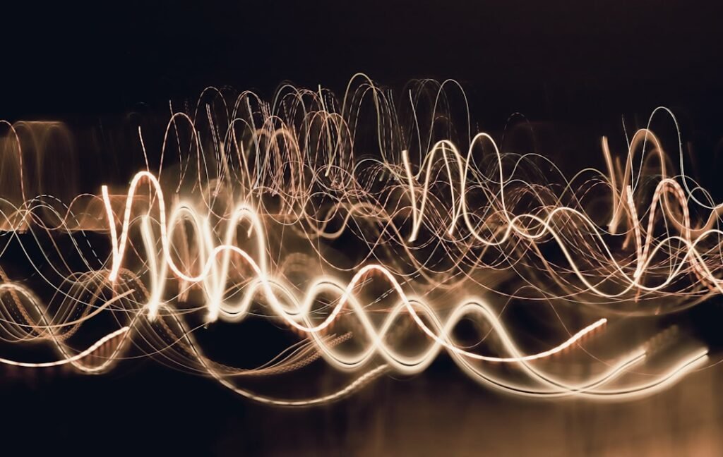 Conventional photon entanglement reveals thousands of hidden topologies in high dimensions