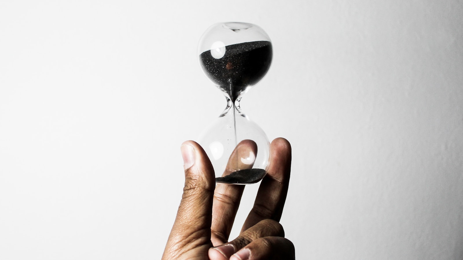 5 Scientific Theories That Challenge Everything We Know About Time