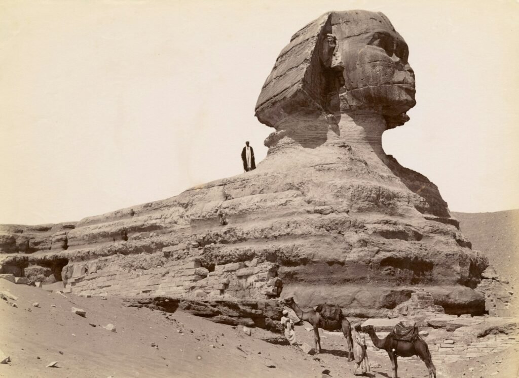 grayscale photo of sphinx de ghiseh