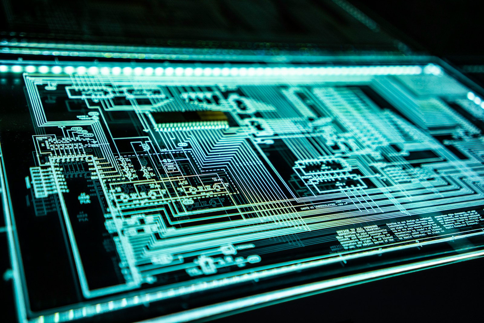 10 Mind-Bending Quantum Physics Facts That Will Make You Question Reality