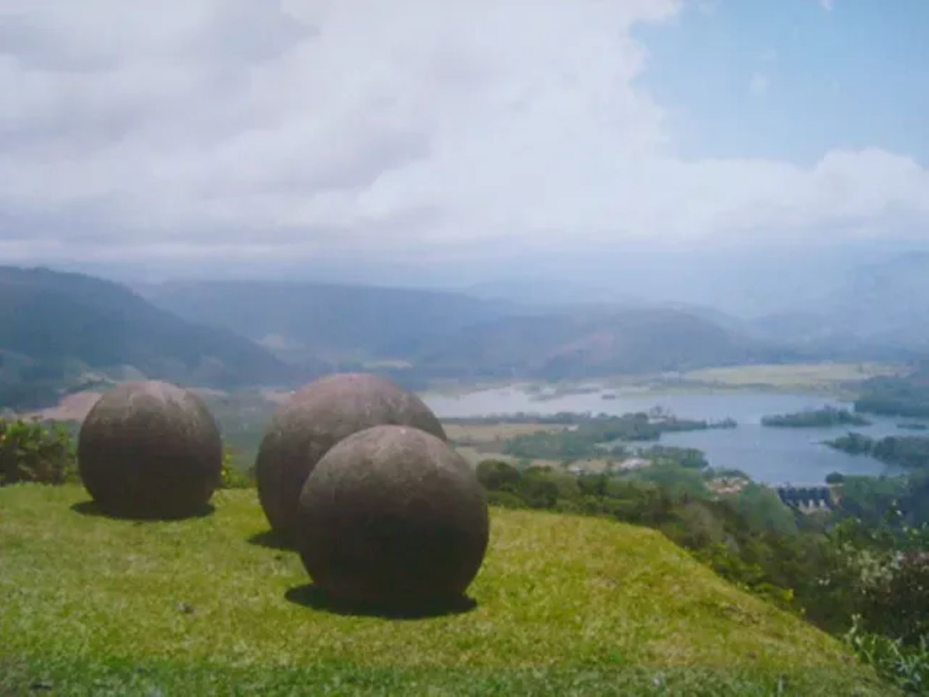 10 Mysterious Places on Earth Scientists Still Can’t Fully Explain