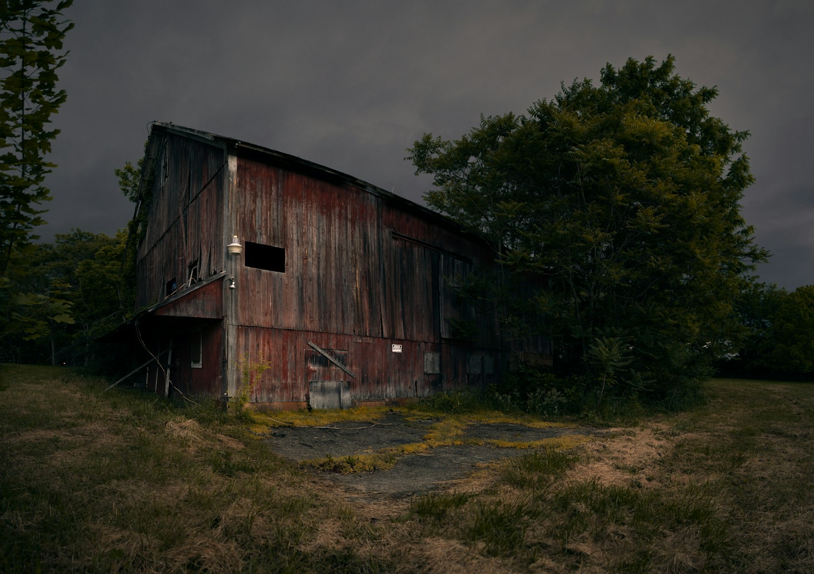 15 Spooky Places in America That Still Terrify Locals