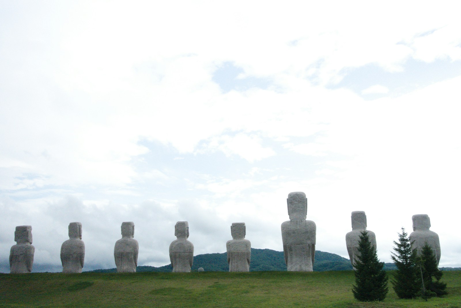 10 Incredible Ancient Structures Built by Civilizations We Barely Understand