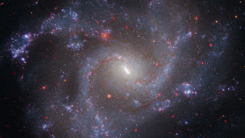 Study Might Just Contradict Newton and Einstein's Theory of Gravity