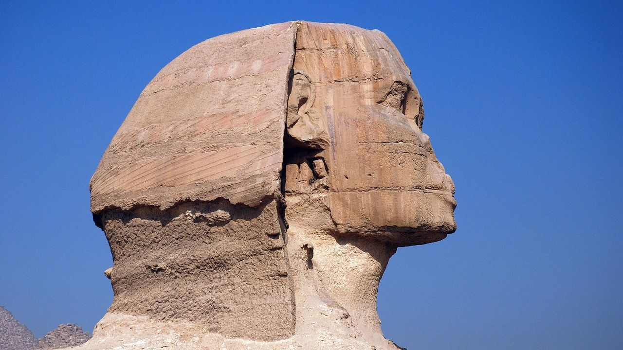 How Ancient Stone Structures Were Built Without Modern Tools