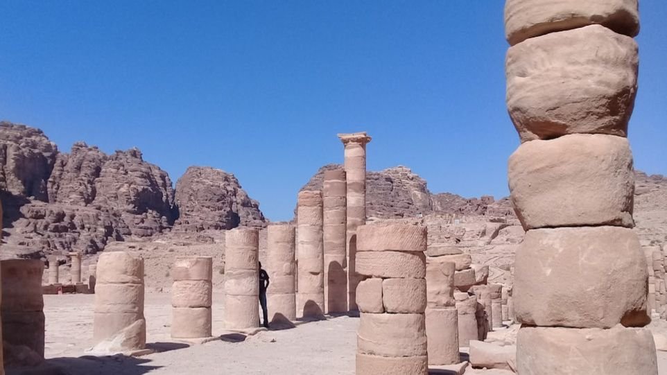 10 Legendary Lost Cities Whose Locations Still Elude Modern Explorers