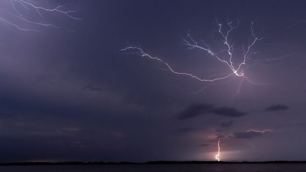 10 Incredible Natural Phenomena That Look Like Magic But Are Pure Science