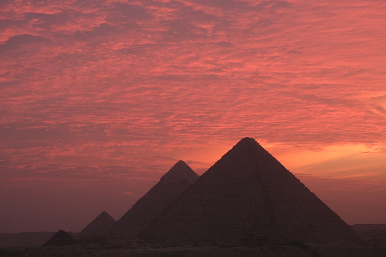 Were the Builders of the Pyramids Following Knowledge From the Stars?