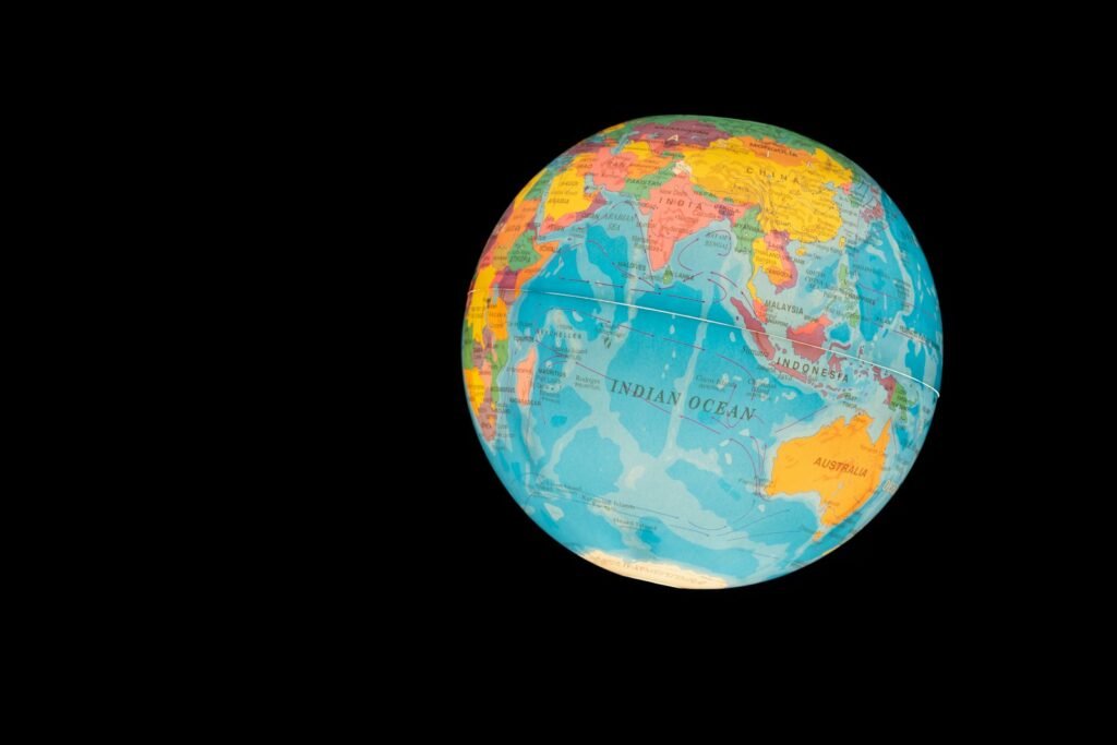 blue and brown globe illustration