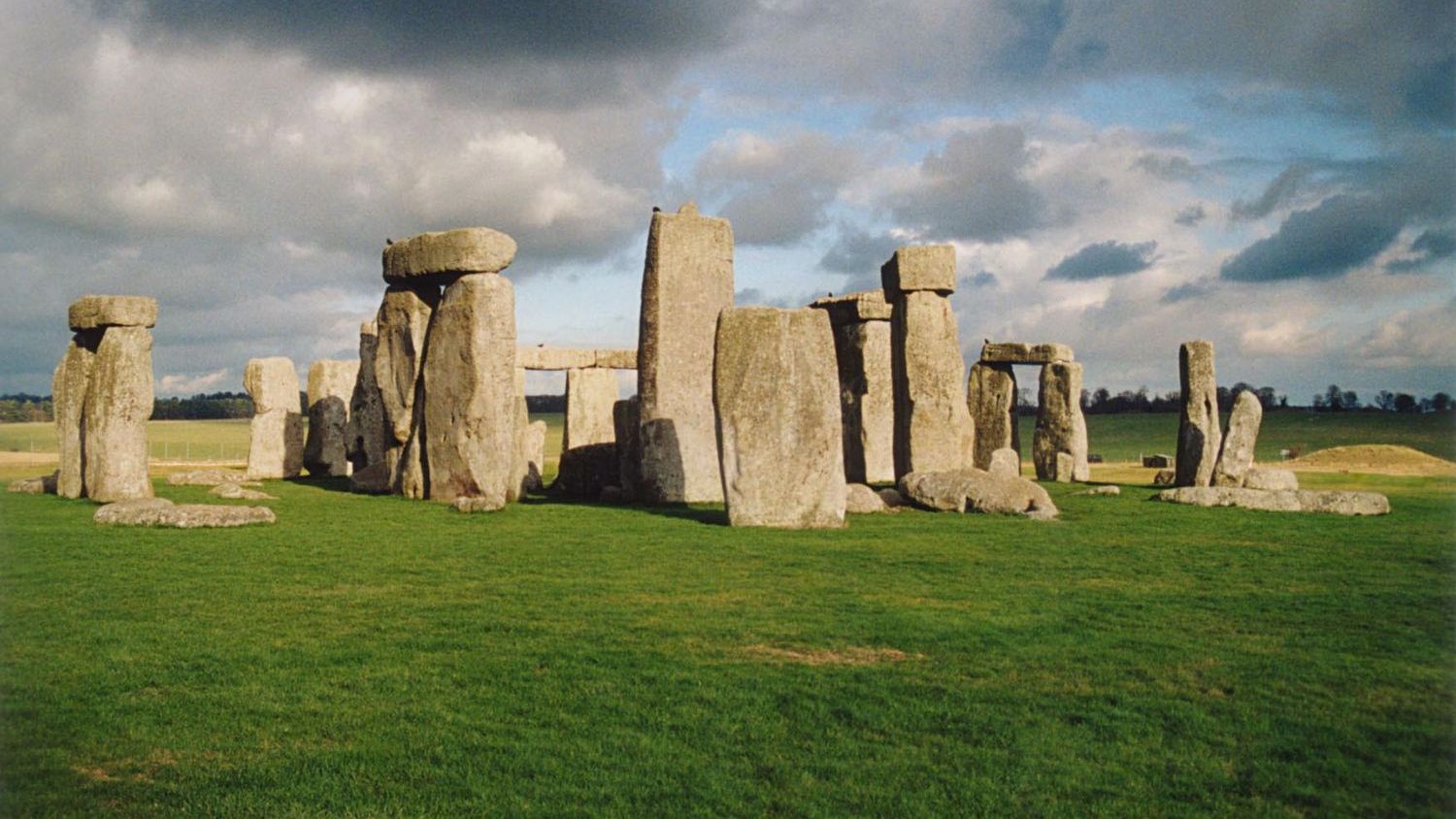 Ancient Astronomical Observatories Across the Globe Reveal Shared Cosmic Understandings