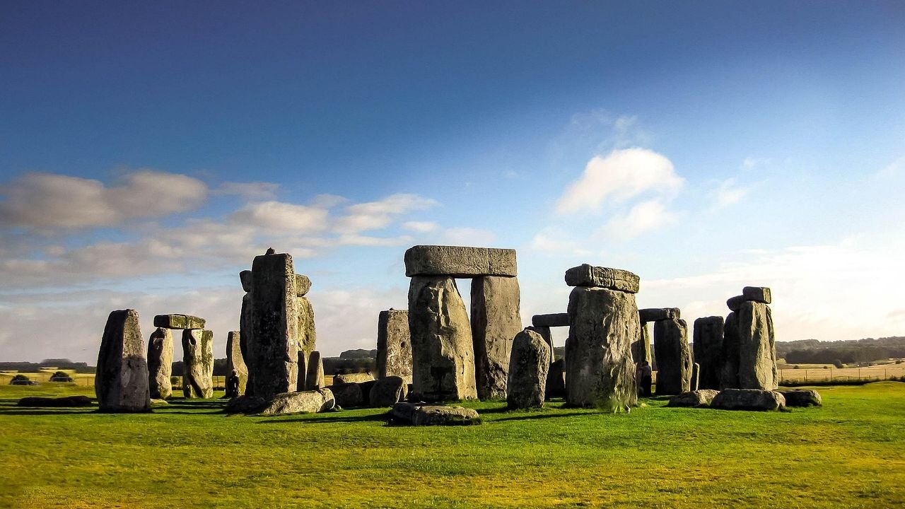 6 Ancient Structures Whose Construction Methods Remain a Riddle
