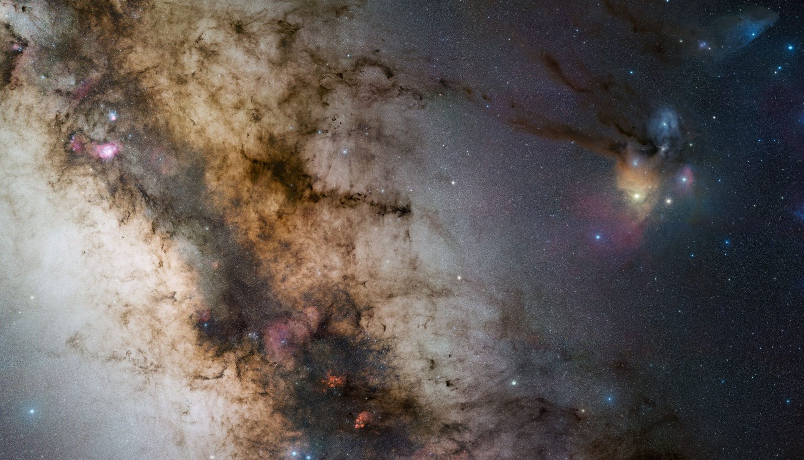 Heart of our Milky Way revealed in new radio image