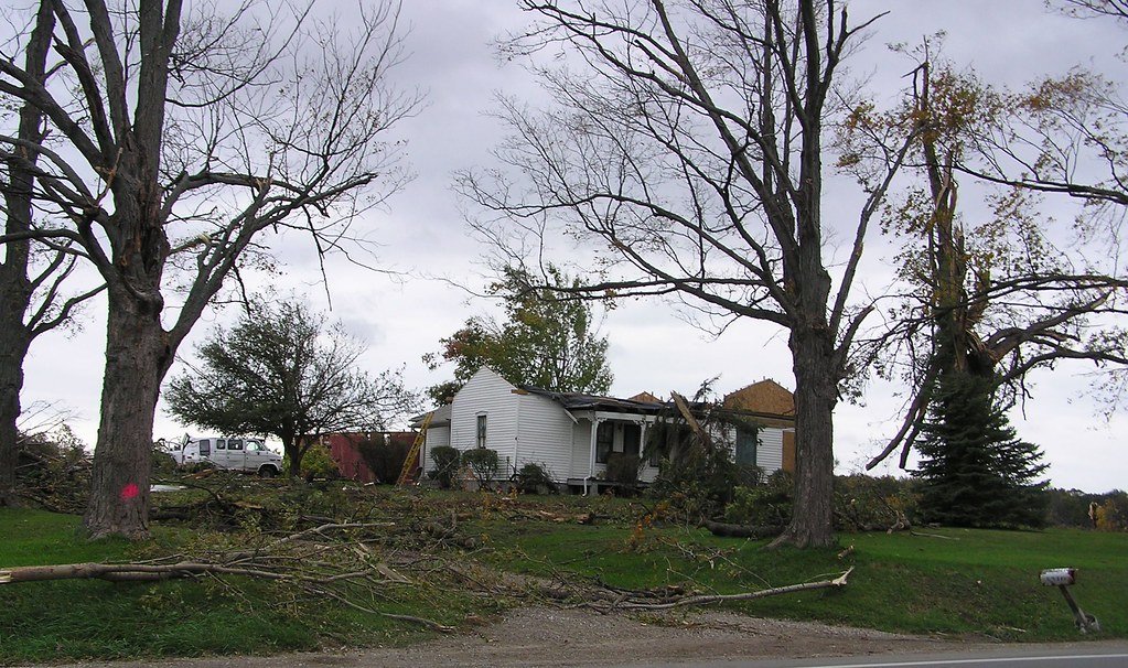 At Least 6 Dead as Tornadoes Slam Michigan and Oklahoma