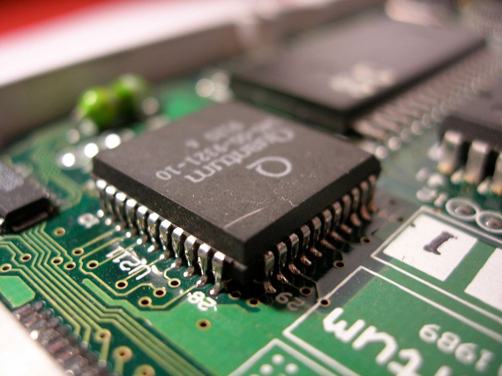 Quantum Computers Move Closer with New Universal Code Design