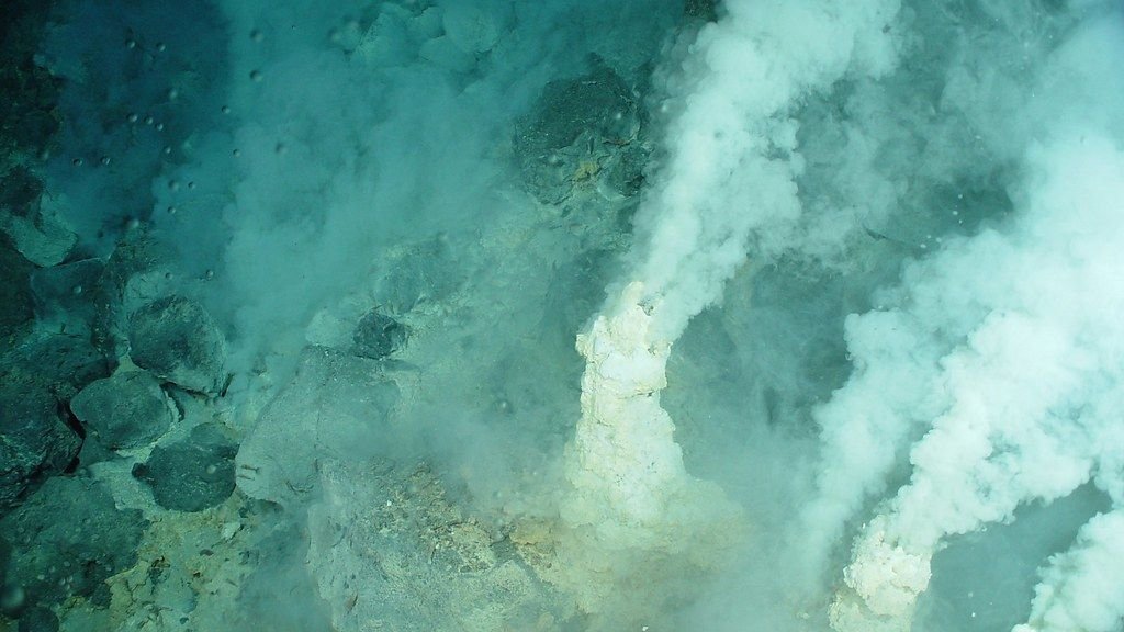 Deep Sea Vents Host Life unlike Anything on Earth's Surface