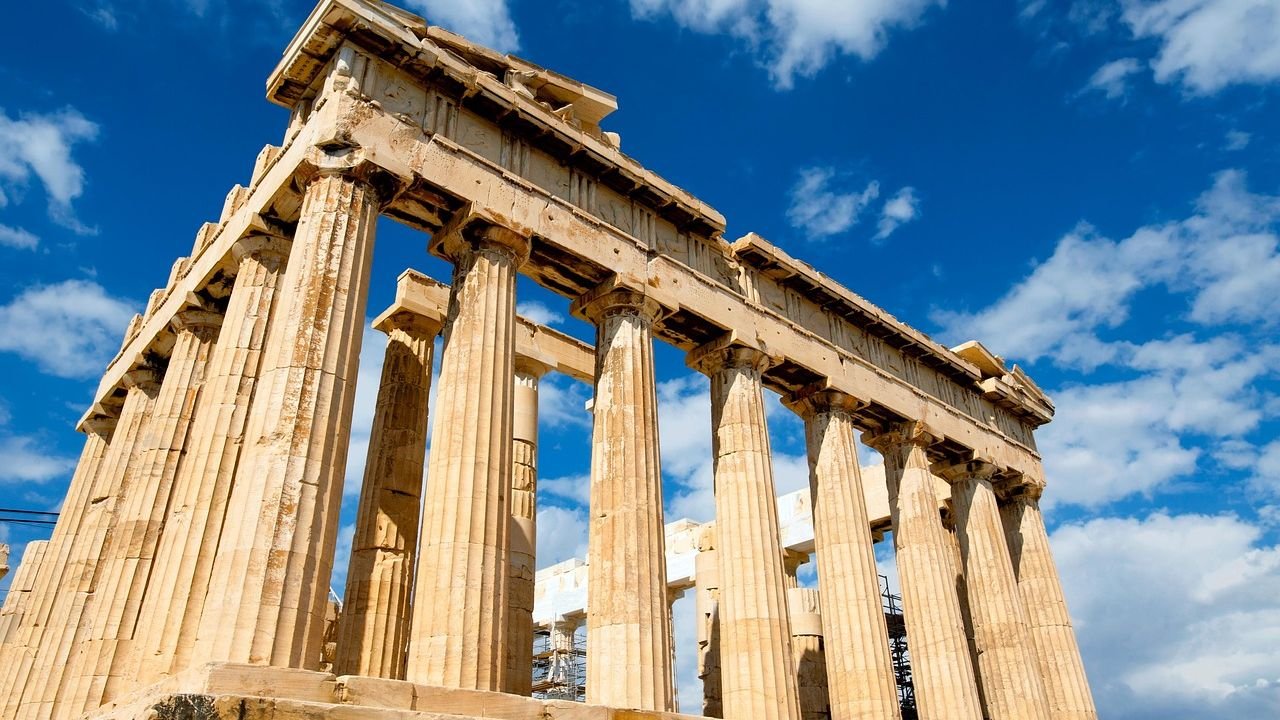 10 Incredible Feats of Engineering From the Ancient World