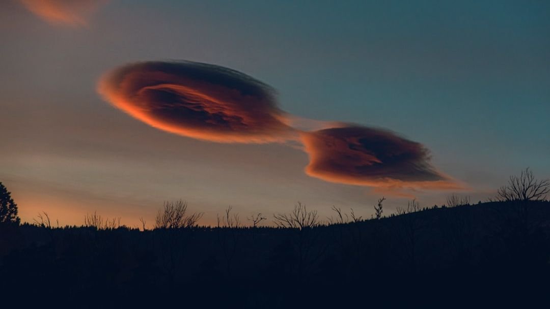 5 Unexplained Phenomena in Nature That Still Baffle Experts