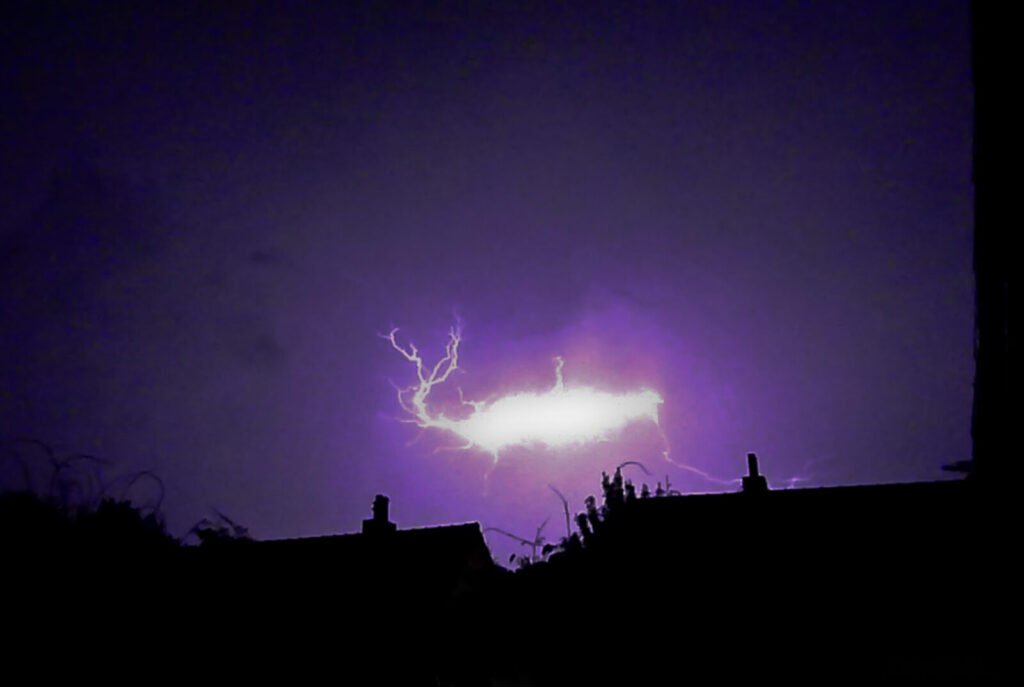1. Ball Lightning: The Floating Fireballs That Defy Physics