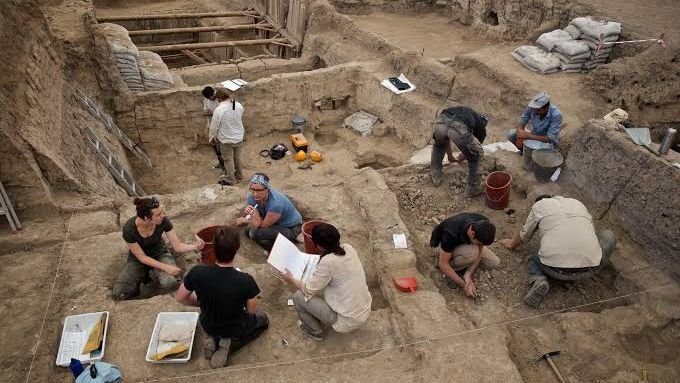 10 Incredible Discoveries in Archaeology That Rewrote Human History