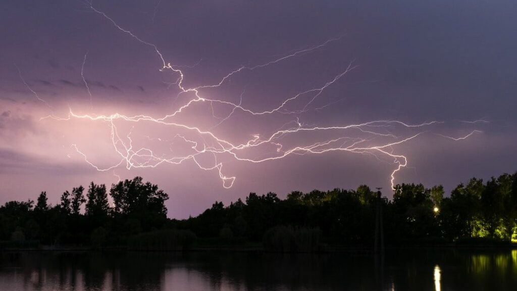 Severe storms expected Monday in St. Louis: What to know