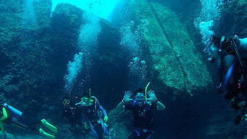 8 Mysterious Underwater Cities That Challenge Recorded History