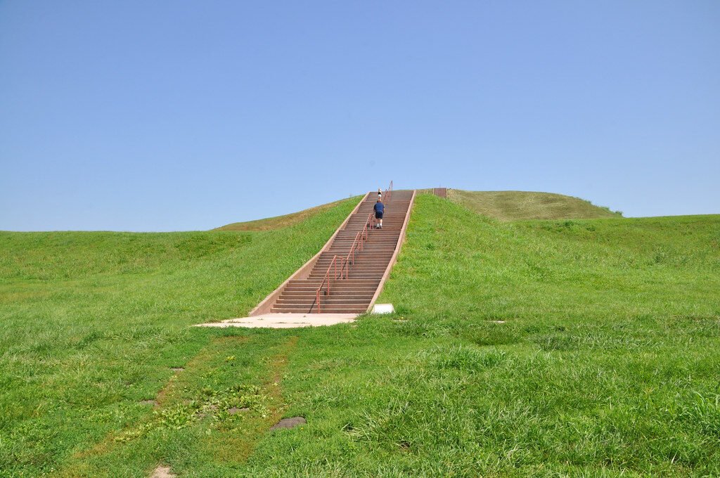 Cahokia’s Monks Mound: Earthmoving On An Epic Scale 