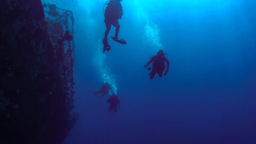 5 Hidden Wonders of the Ocean Floor Yet to Be Explored