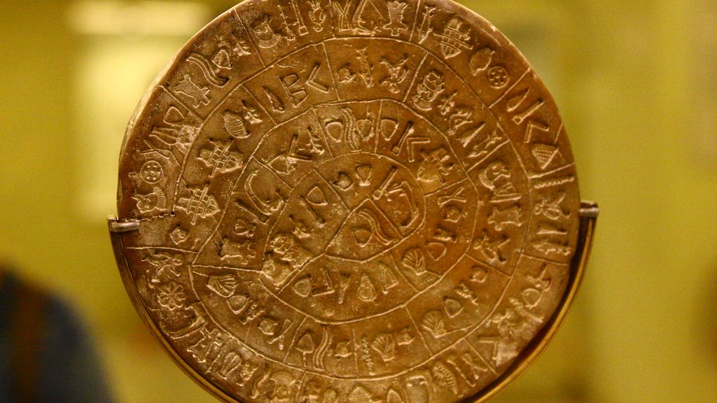 9 Historical Artifacts That Have Baffled Experts for Centuries