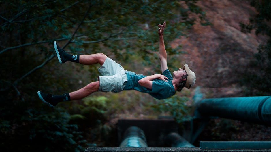 Why Humans Dream About Falling Before Waking Up