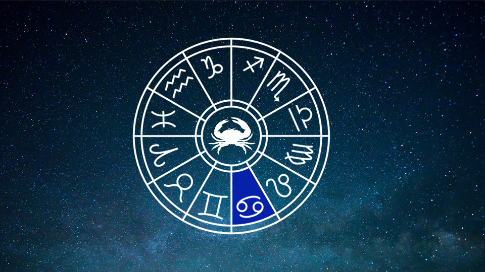 The Zodiac Signs That Can Sense When Someone Is About to Die