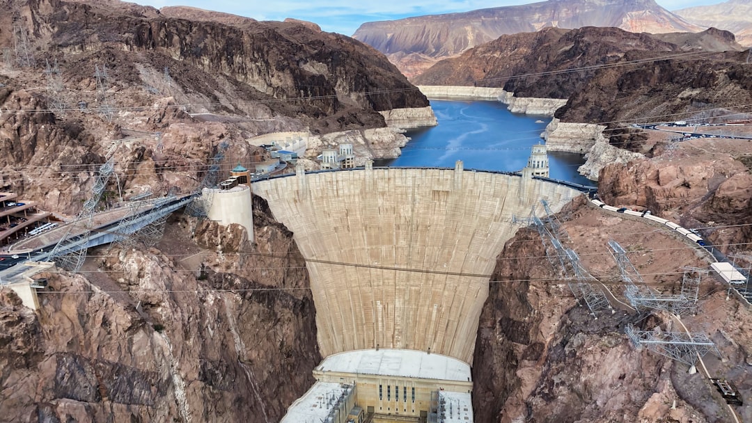 Why the Hoover Dam Is Showing Cracks – And What Happens If It Fails