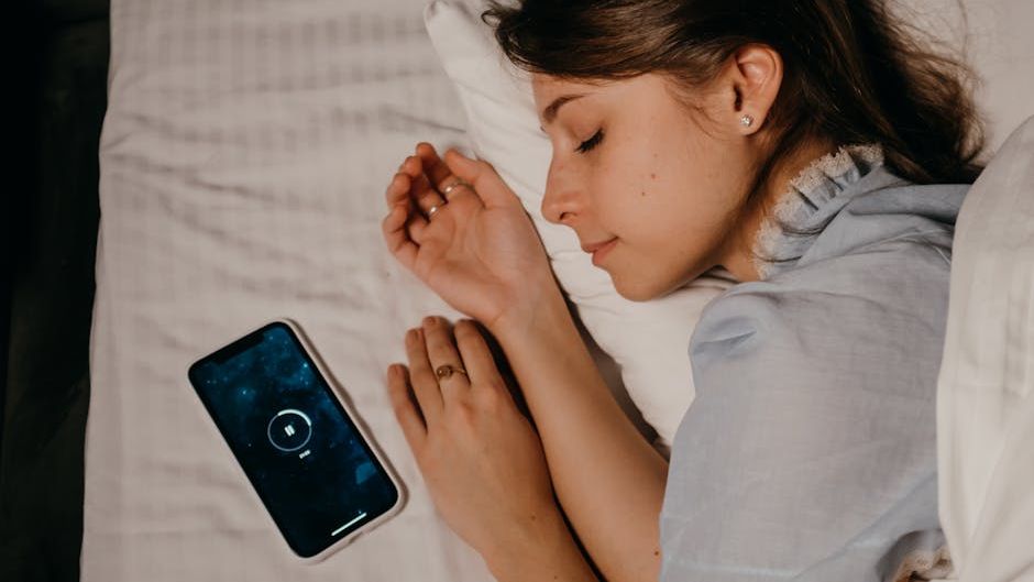 Psychology Says People Who Need A "Noise Machine" To Sleep Are Actually Trying To Drown Out The Sound Of Their Own Restless Thoughts