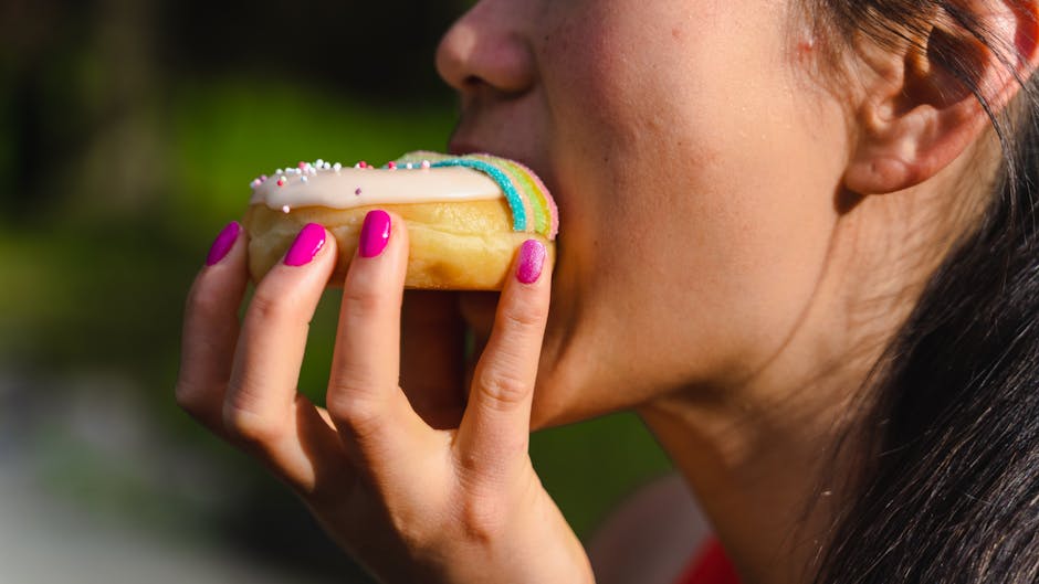 What Your Body Does in the 3 Hours After You Eat Sugar