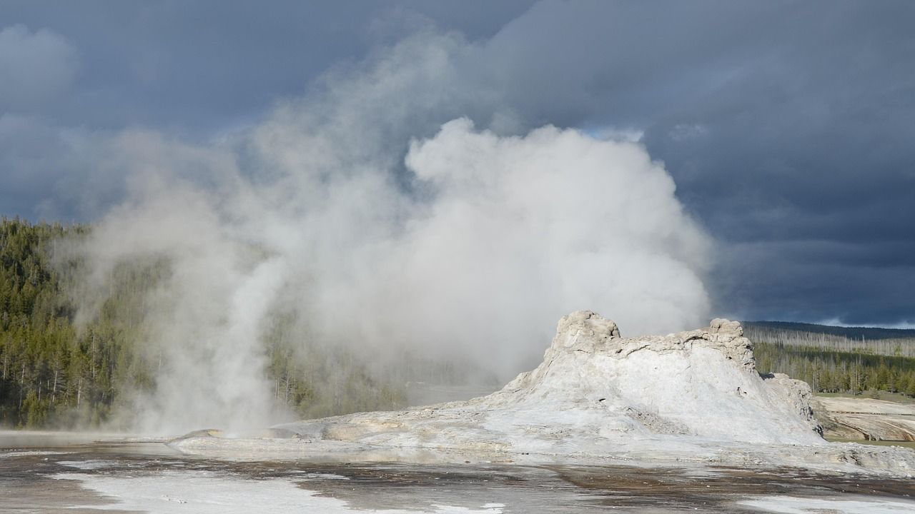 Why Yellowstone’s Geysers Stopped Erupting Last Week – And What Rangers Found Instead