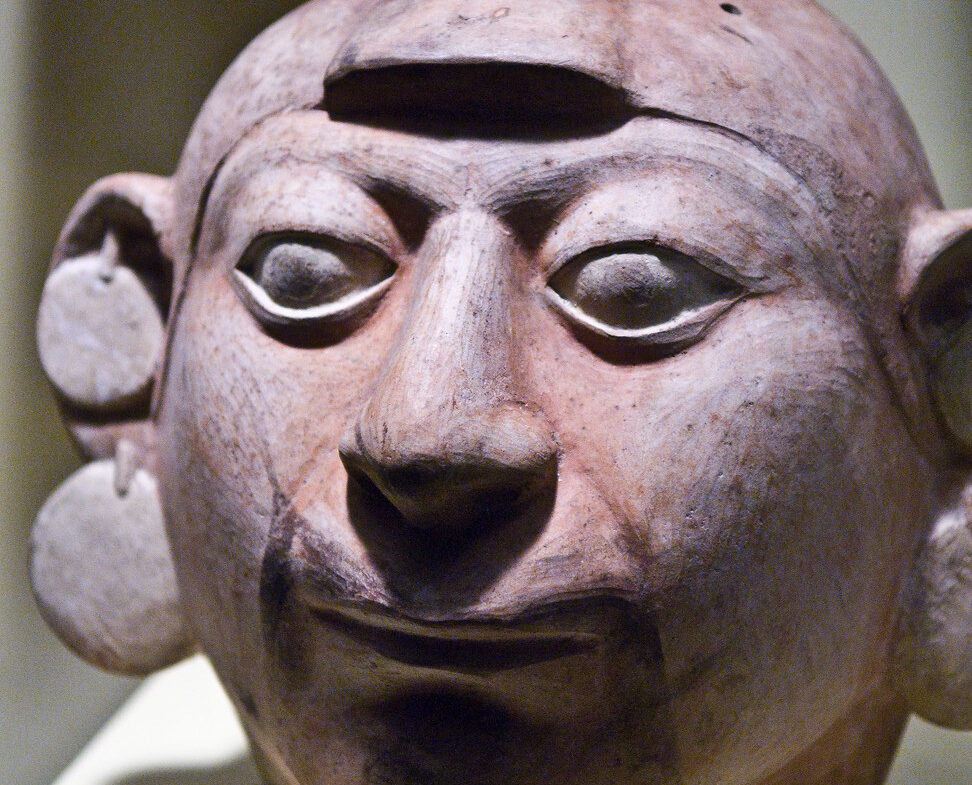 The Moche of Peru: Masters of Metal and Blood Who Simply Stopped Building
