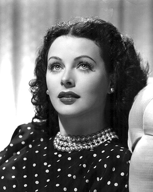 11. Hedy Lamarr – From Hollywood to Wireless Security