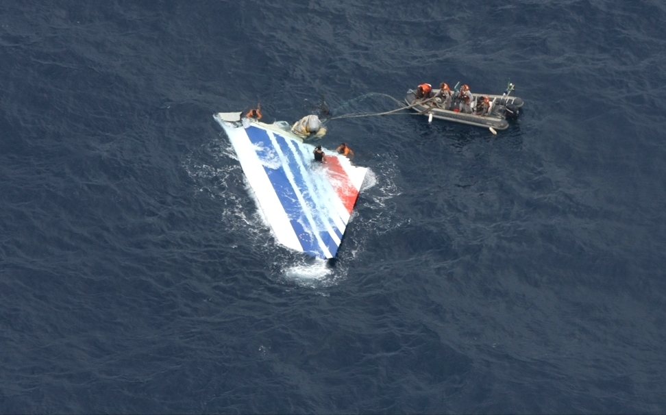 Air France Flight 447 (AF447): When Storms, Sensors, and Human Limits Collide
