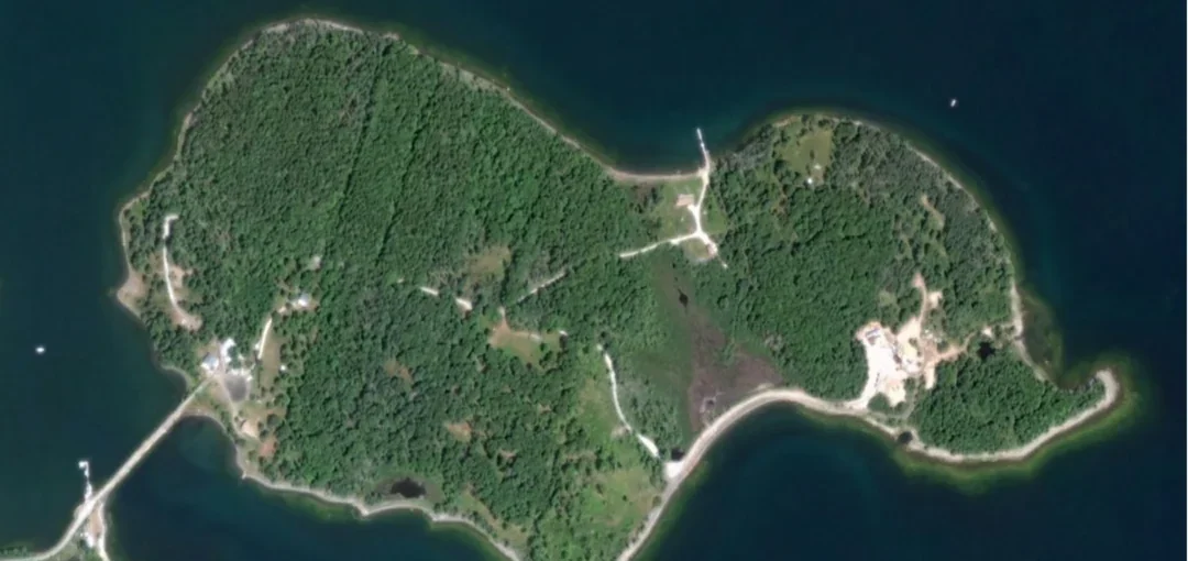 6. Oak Island’s Flooded Shafts and the Treasure That Never Materializes