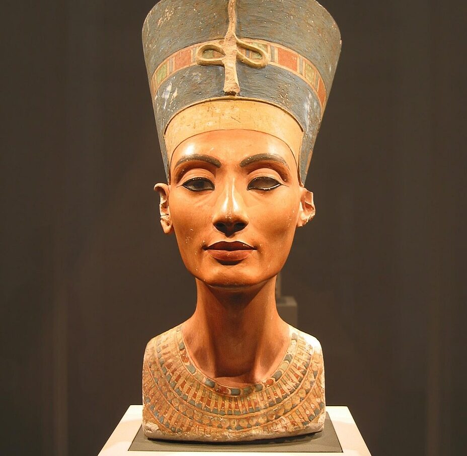 5. You’re Watching a Royal Mother Whose Daughters Shaped Egypt’s Future