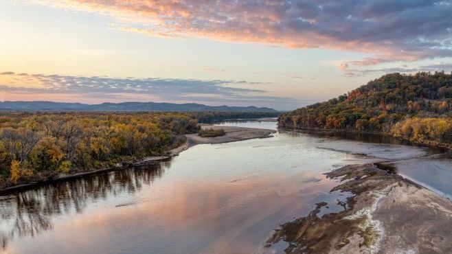 The Mississippi River Just Started Flowing Backwards – And USGS Says It's Not Stopping