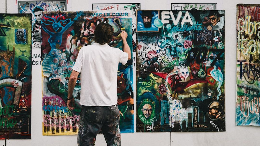 Neuroscience Says People Who Lose All Track of Time When Creating Are Operating in a Brain State Most People Never Reach