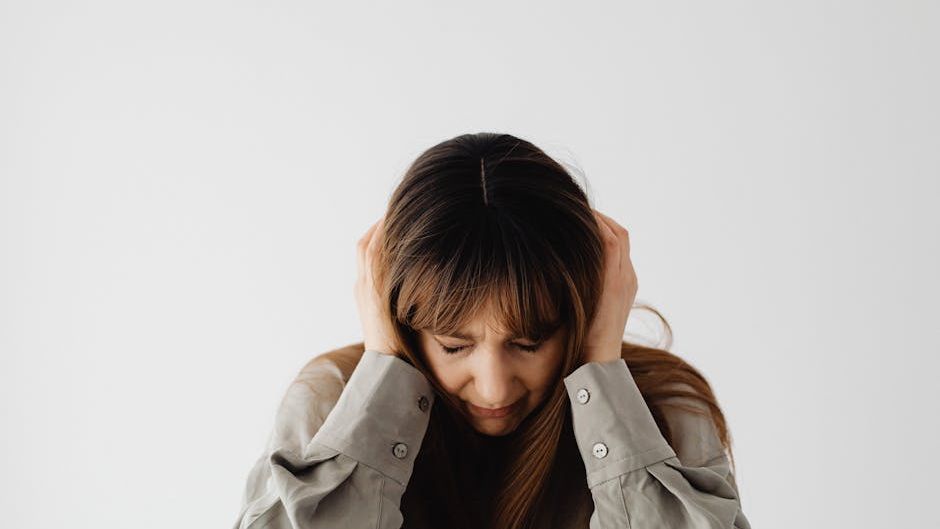 7 Biological Warnings Your Body Sends Before a Mental and Physical Breakdown That Most Doctors Have Never Been Trained to Connect