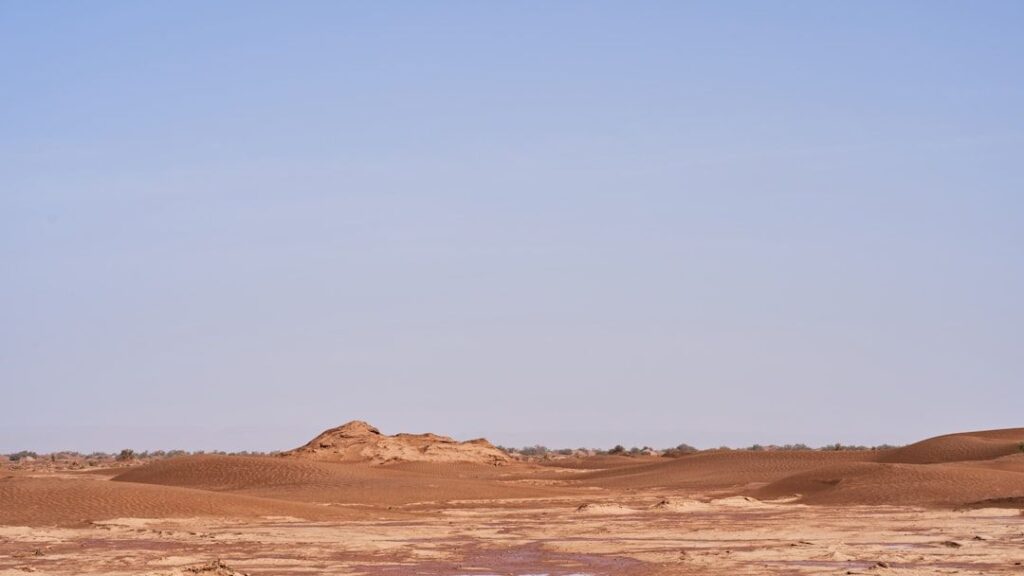 Archaeologists Just Found 260 Mysterious Burial Monuments Across The Sahara